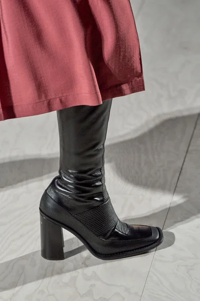 Look 94